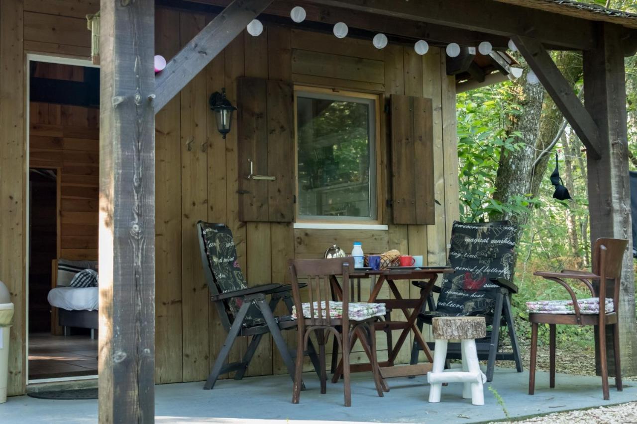 Les Cabanes De Rouffignac Villa Kültér fotó